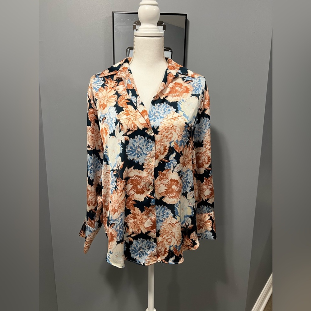PRE-OWNED ZARA FLORAL PRINT SATIN SHIRT SIZE XS